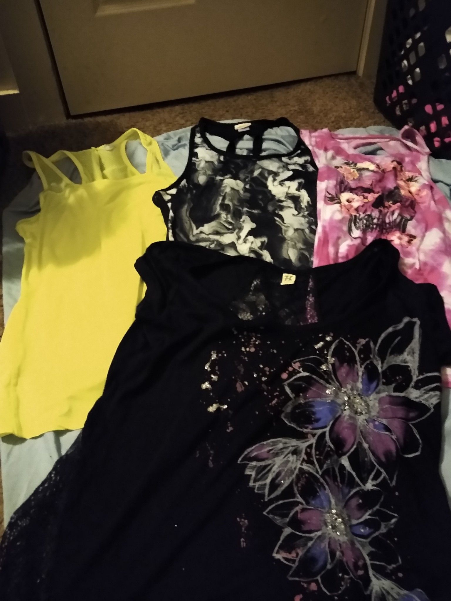 Girls clothes nwt or only wore once