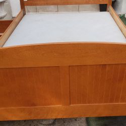 Full Size Wood Bed And 3 Large Drawers On Wheels 