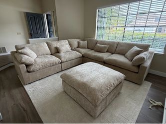 BRAND NEW! 6 Piece Oatmeal CLOUD Modular Sectional Couch (FREE DELIVERY 🚚)