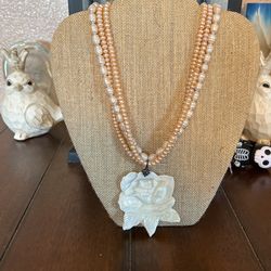 Beautiful Pearl And Mother Of Pearl Necklace
