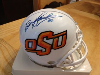 Barry Sanders Detroit Lions Helmet also