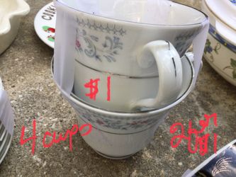 TEACUPS/SERVER PLATES/CUPS/MISC KITCHEN WARES