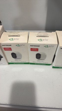 Netgear arlo camera  and samsung gear vr