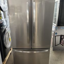 New! Frigidaire 17.6 Cu Ft French Door Refrigerator 