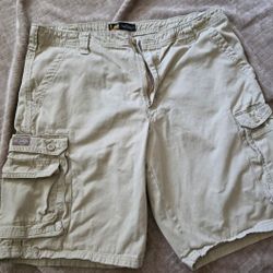 Mens Lee Cargo Shorts 38 Beige Flat Front Casual Outdoors Relaxed