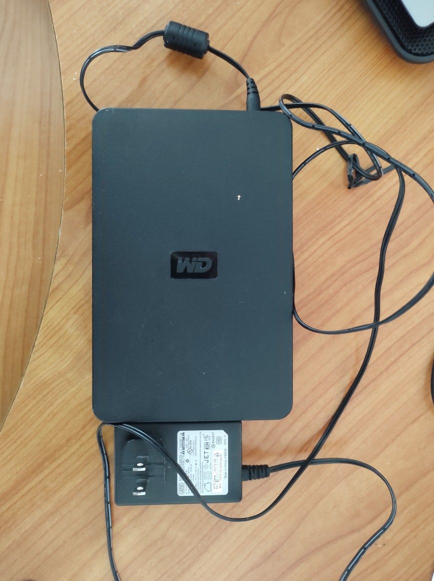 WD 2TB Portable Hard Drive 3.5 Inch Form Factor Desktop Backup Drive