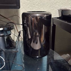 Mac Pro 2013 16gb Ram 512gb Drive Read/write Speed Over 1500mbs 