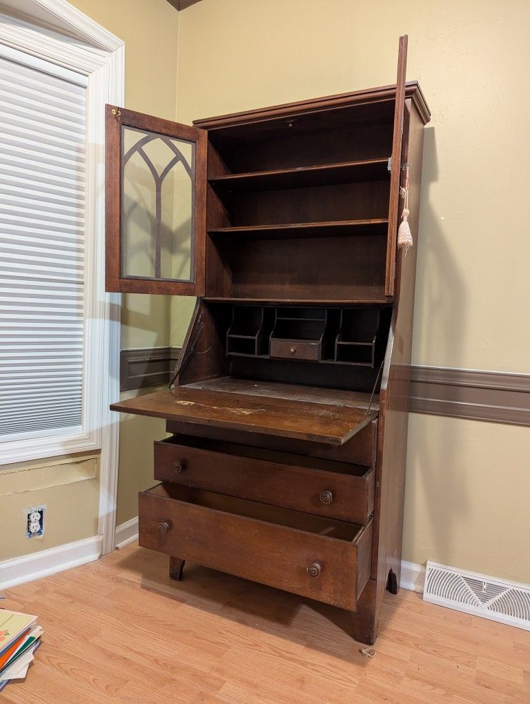 Vintage Desk/ Hutch/Shelves