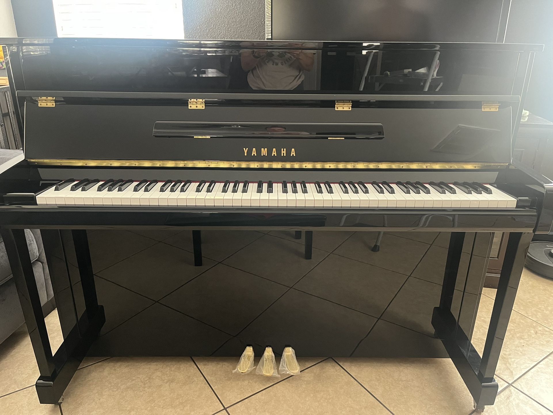 Yamaha Upright Acoustic Piano