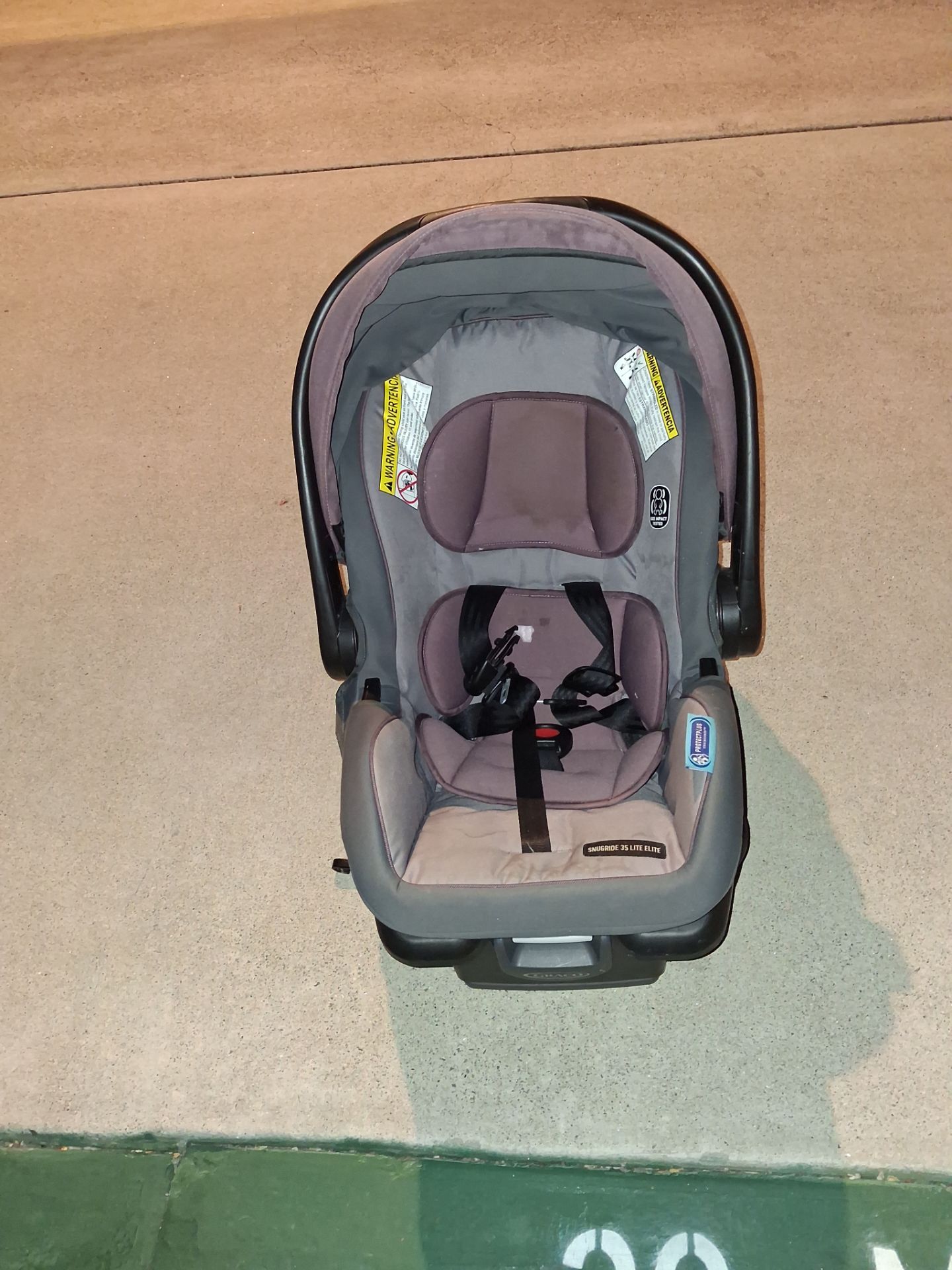 Baby car seat