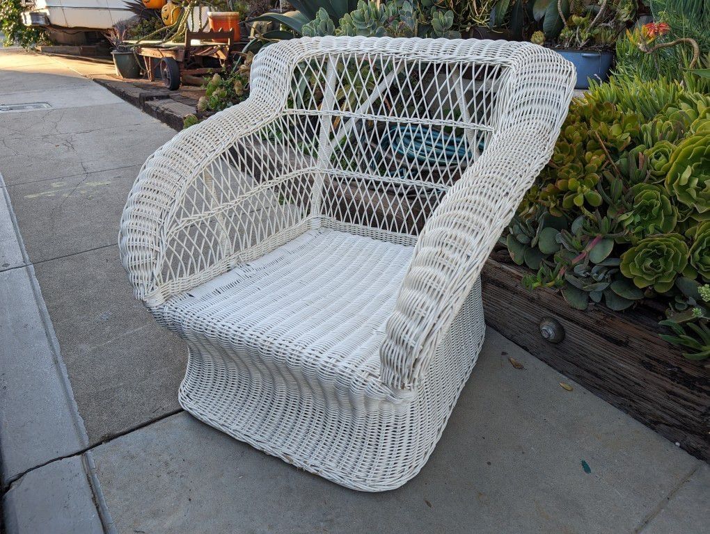 Vintage Wicker Chair Shabby Chic Seat Beach Lounge Boho White