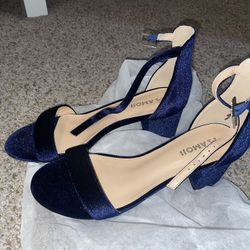 blue velvet heels