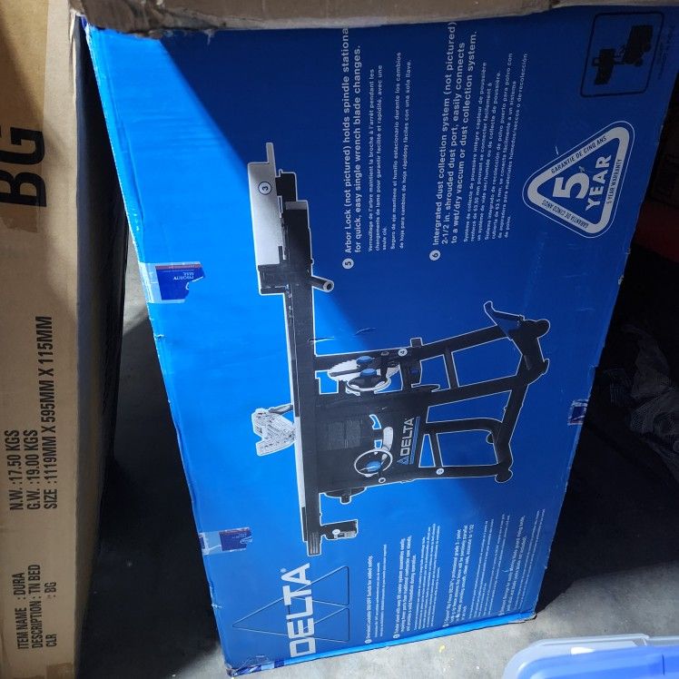 Delta 10in Contractor Table Saw