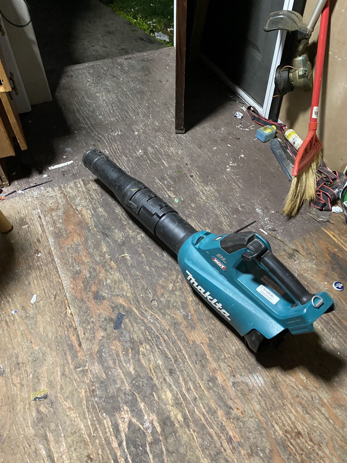 dust blower makita 40v