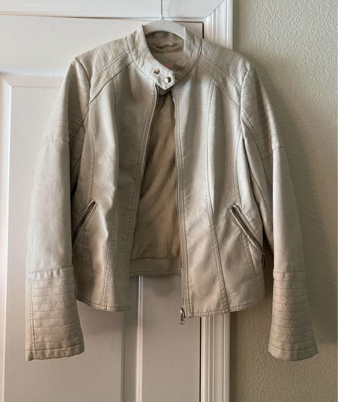 Women’s Jacket