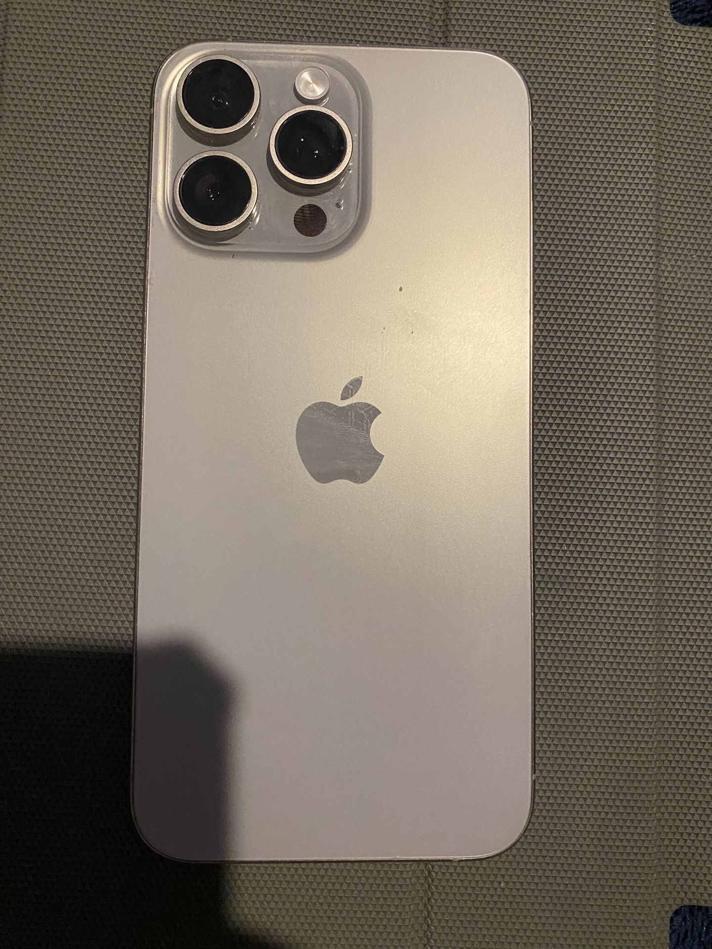 15 Pro Max 256 Unlocked