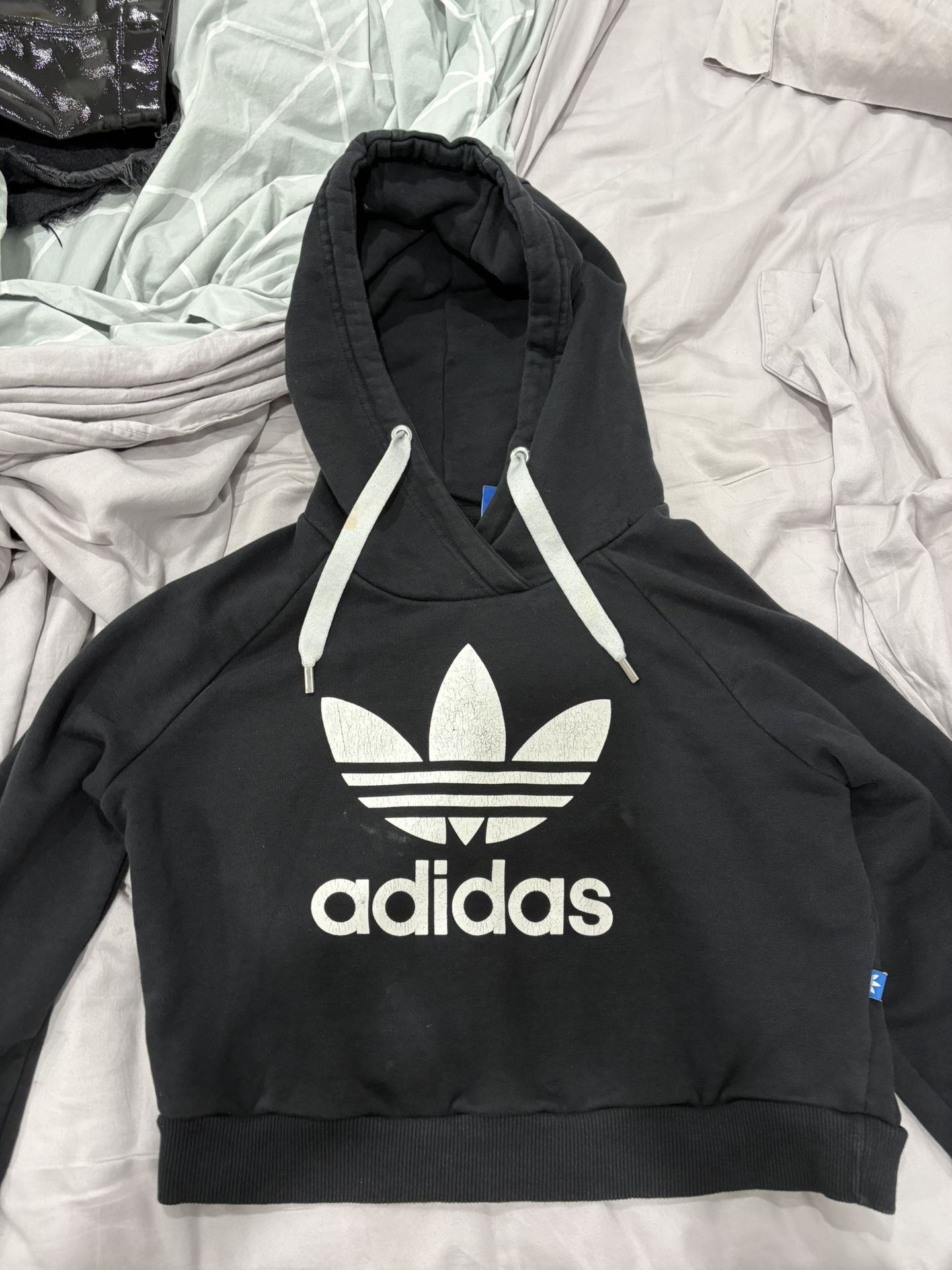W Sweater