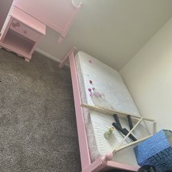 Hello Kitty Bed set 
