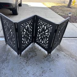 Decorative gate