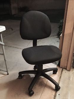 Boss Fabric Task Office Chair Black Armless