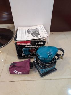Makita BO4551 Finishing Sander with Dust Bag