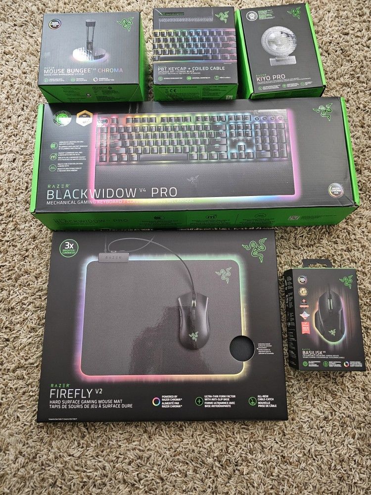 Razer Blackwidow V4 Pro Full Size Keyboard Full Set Up Bundle