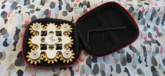 Metal Gear Fidget Spinner with Case