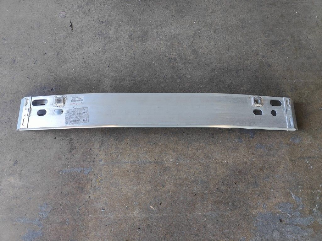 2012 2013 2014 Toyota Prius V Front Bumper Reinforcement 52021-47060