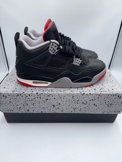 Jordan 4 Bred Reimagined Shoe Size 9.5 With Box