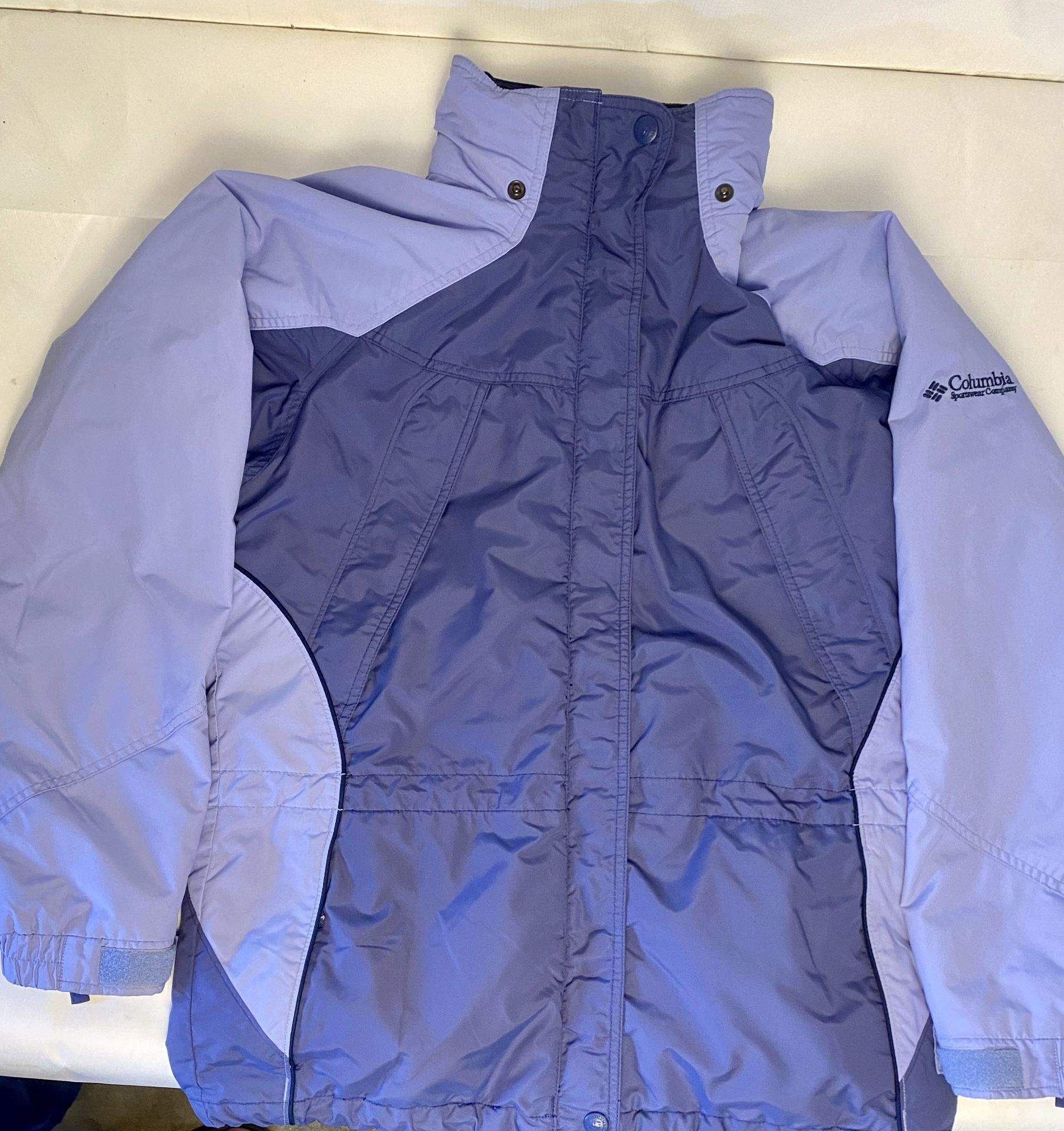 Columbia, women’s medium fleece jacket, two tone purple
