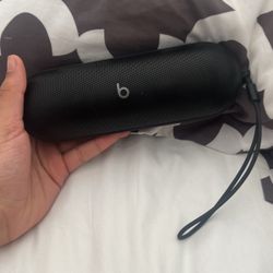 Beats pill speaker