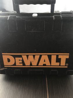 DEWALT