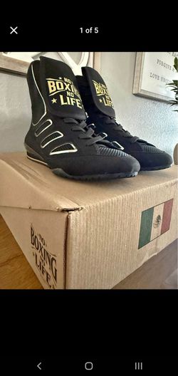 No Boxing No Life Boxing Shoes – Black & Gold – Men’s Size 9