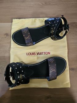 LV sandles