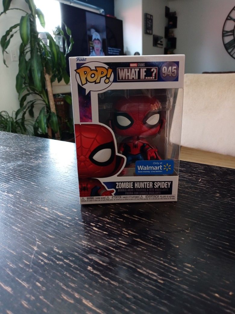 #945 Zombie Hunter Spidey Pop