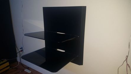 Entertainment center (wall mounted)