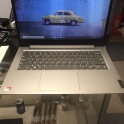 Lenovo Laptop