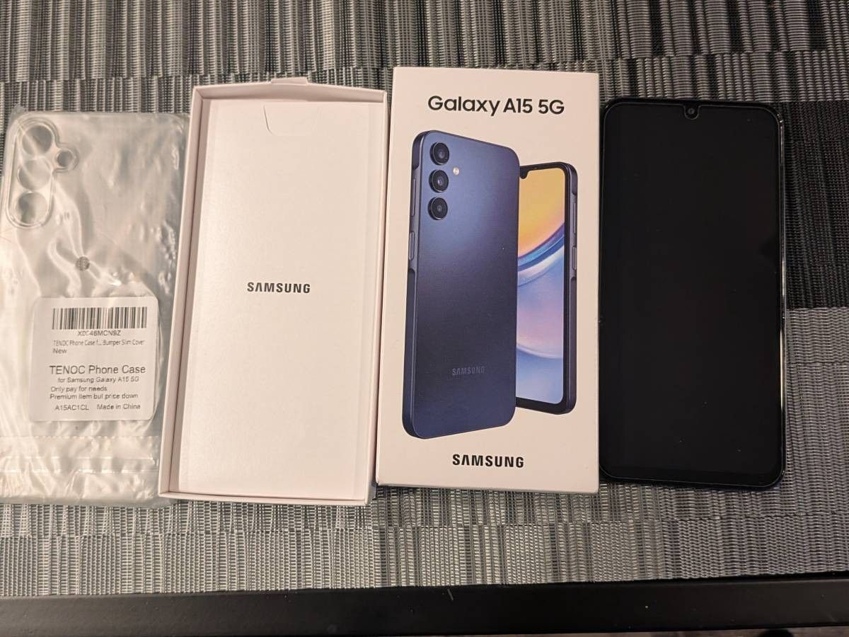 Like new 128 GB Unlocked Samsung A15 for sale! 