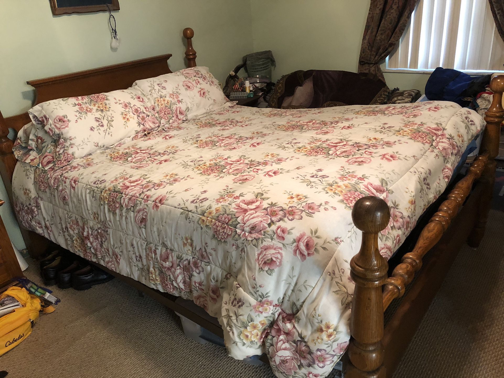Oak Queen Size Adjustable Bed 
