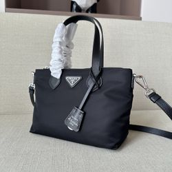 Women's classic bags