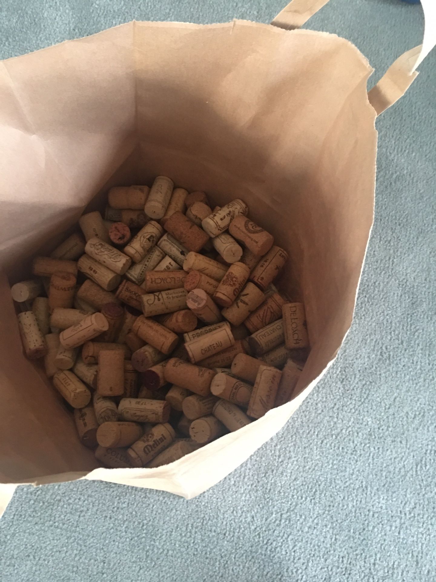 PICKUP PENDING—Free wine corks for crafting!