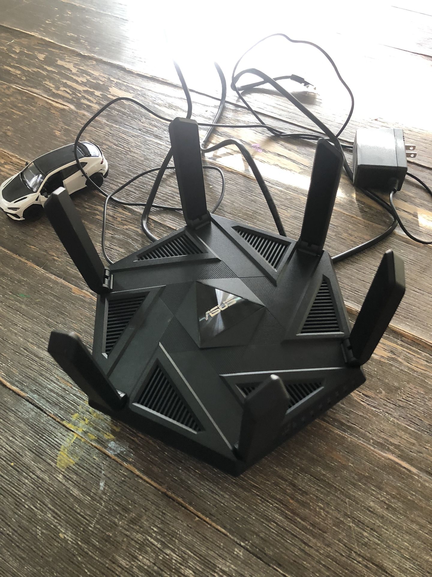 ASUS - AXE7800 - Tri-band Gigabit Router - Cash or Trades