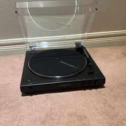 Audio Technica Bluetooth Turntable 