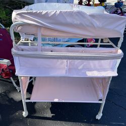 Baby changing table