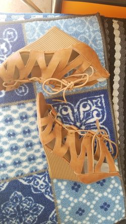 A.n.a. summer wedges size 10