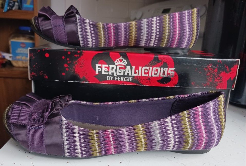 NEW IN BOX FERGALICIOUS BY FERGIE BRAND SHOES, ALANA PURPLE ZIGZAG W/BOWS STYLE, SZ 6M, RETAIL $45