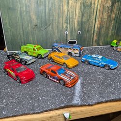 “Rare Hot Wheels set ( 7 cars) – hard to find!”