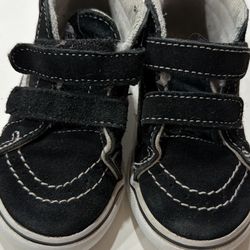 Kids Black Vans Size 7c