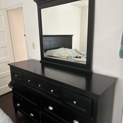 Elegant Dresser with Mirror