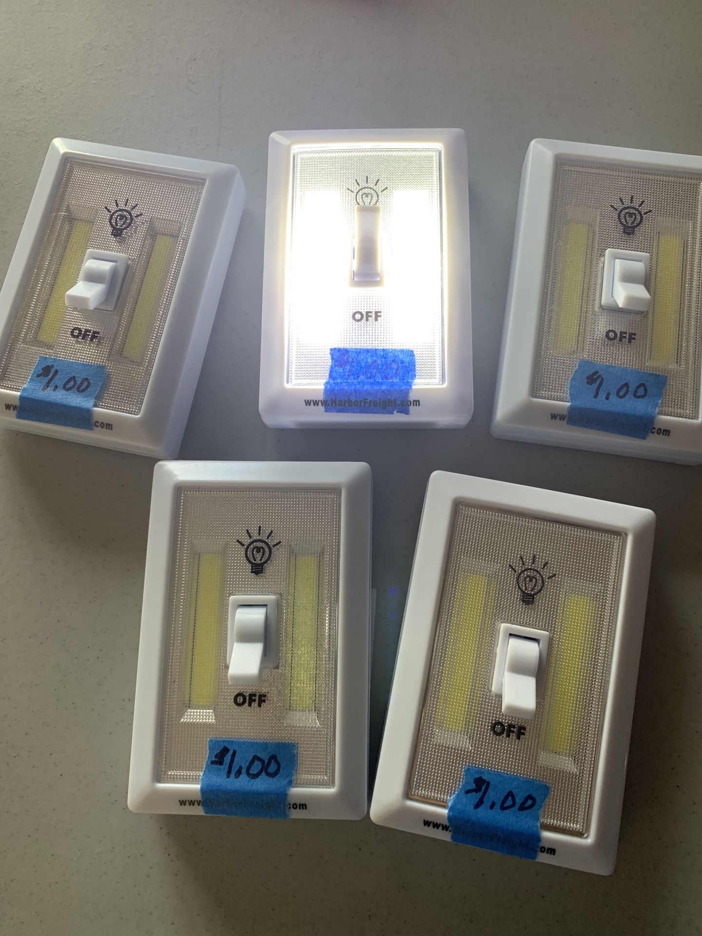 Multiple Light Switch Flashlights